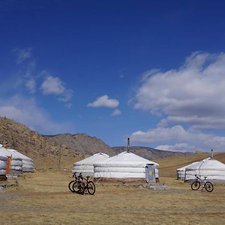 Hotel My Mongolia Eco Ger Camp Nalayh Exterior foto